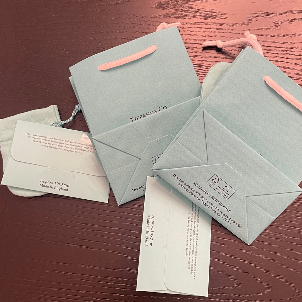 Empty Tiffany & Co gift bags & pouches jewelry set of 2 - Picture 3 of 5